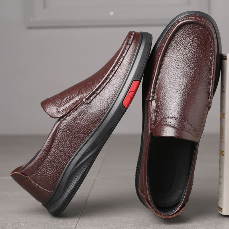 2022 Efterår Mænds Afslappet Fleece Varme Lædersko Mode Business Slip-on Sko Åndbare Og Komfortable Far